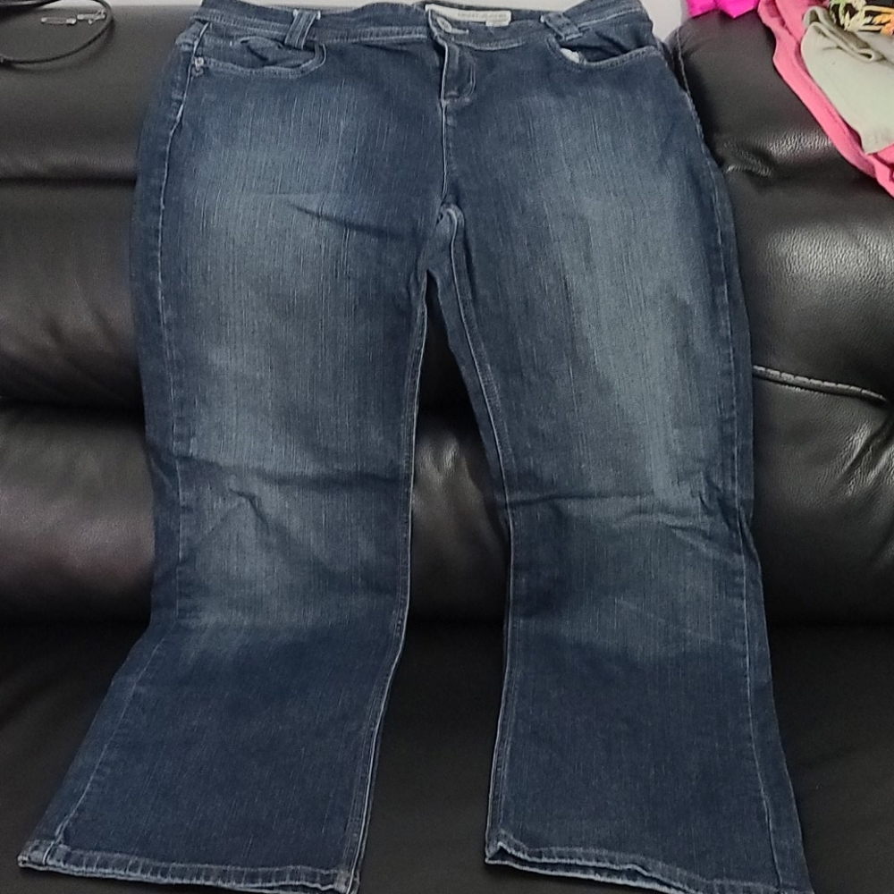 DKNY Jeans